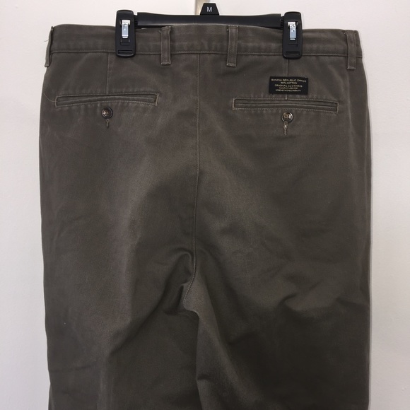 Banana Republic Pants Banana Republic Khakis Size 35 Poshmark